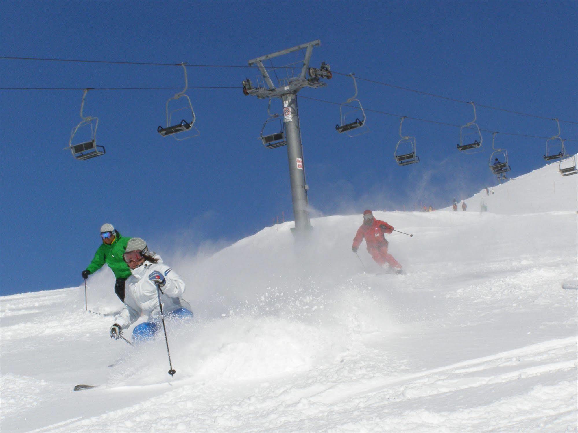 Niseko Grand Hotel מראה חיצוני תמונה